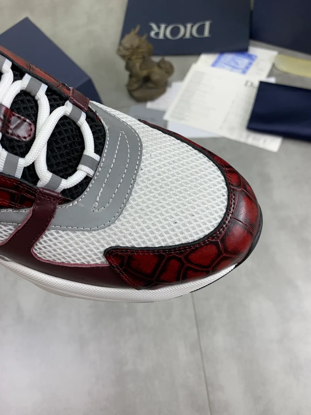 Men's shoes 💰P480 new style 💰new color high quality🔥🔥🔥, Dior [Dior] official website newly released 1:1 copy, the shoe body is made of imported original fine and breathable cloth and selected first-layer cowhide ➕original fine mesh lining insole, perfect shape and top quality 🙈rubber foam combination outsole is super light and wear-resistant👣, super hot style Code number: 38-45 (46 47 customized)